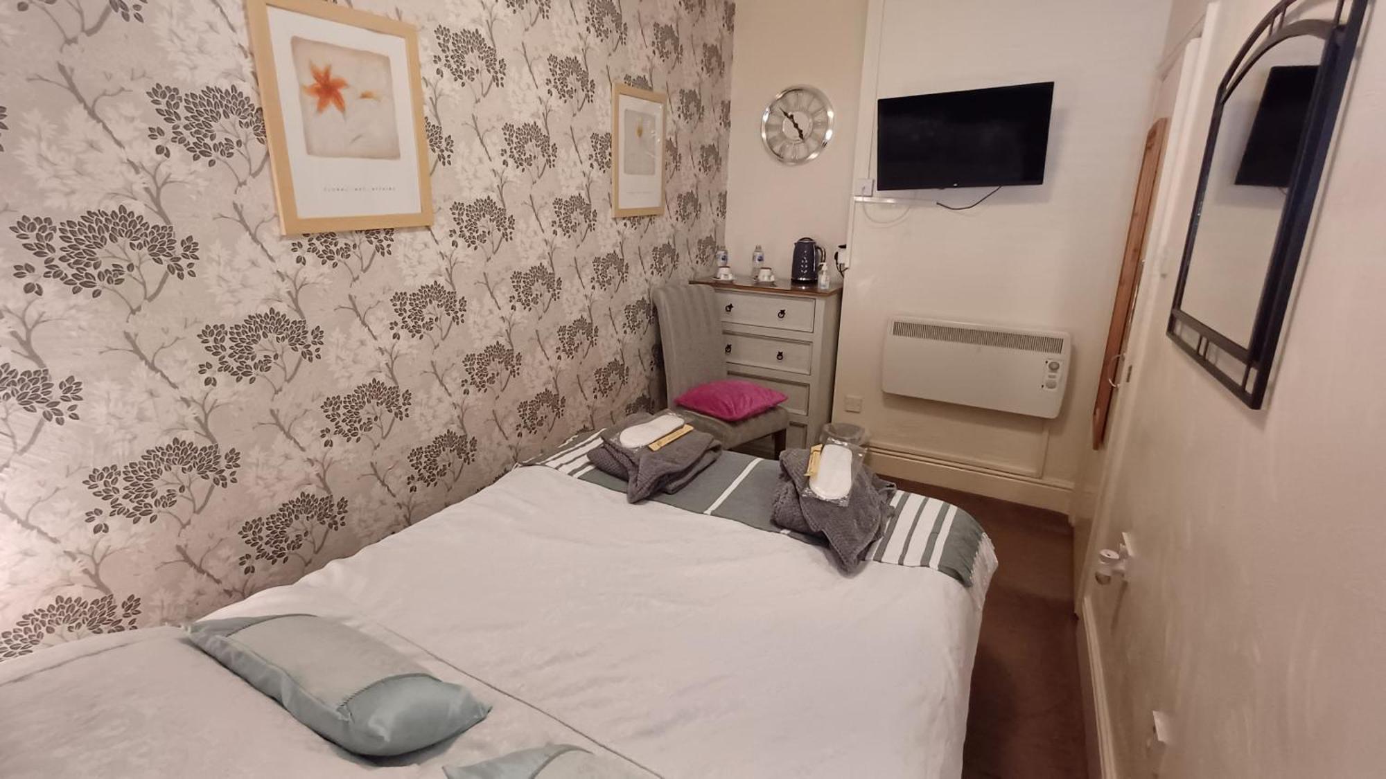Morwenna Luxury Holiday Apartments Llandudno Luaran gambar
