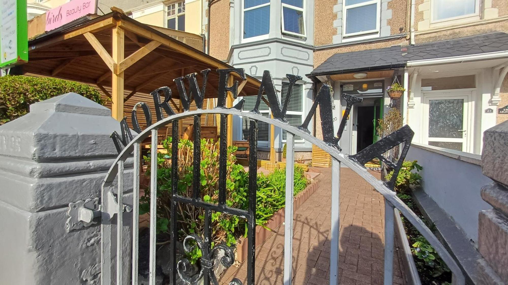 Morwenna Luxury Holiday Apartments Llandudno Luaran gambar