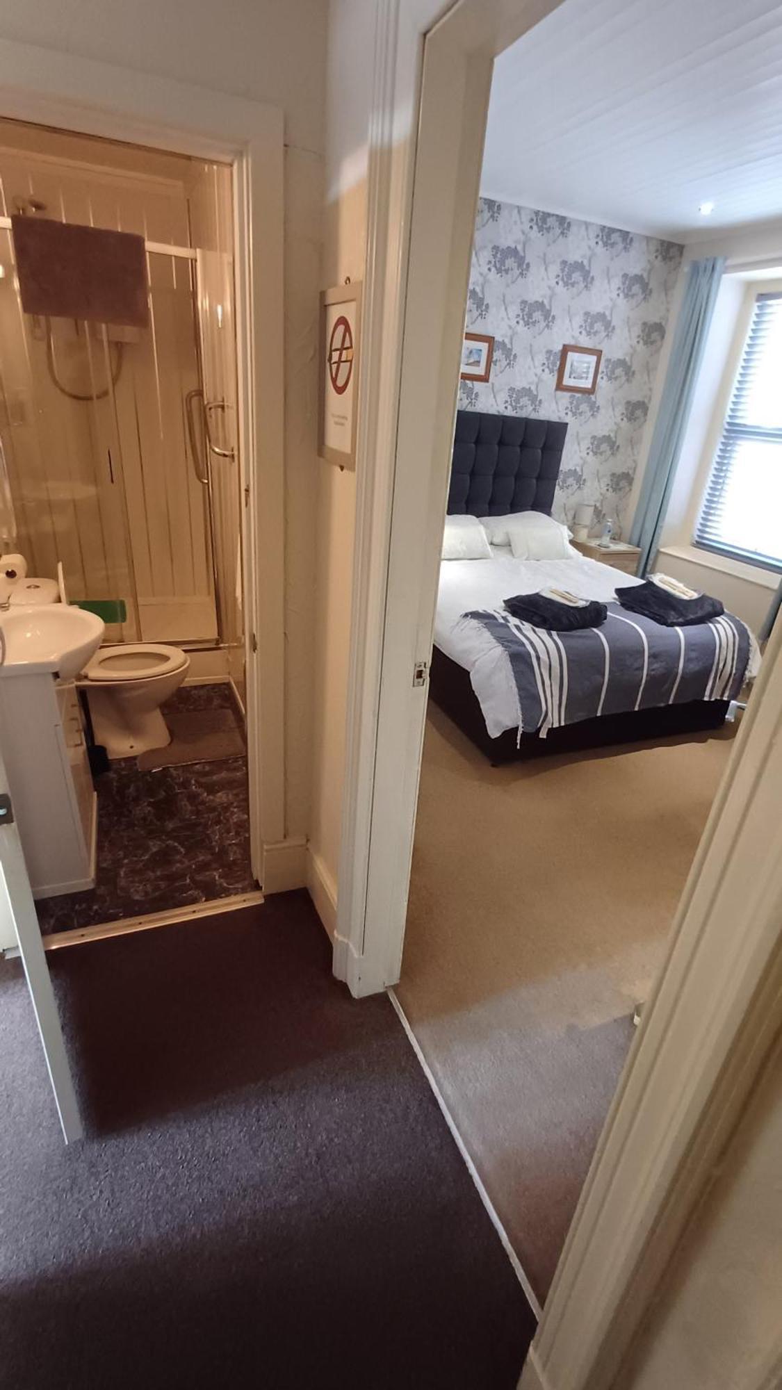 Morwenna Luxury Holiday Apartments Llandudno Luaran gambar
