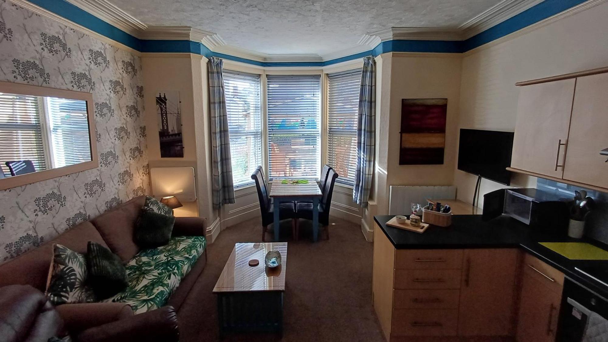 Morwenna Luxury Holiday Apartments Llandudno Luaran gambar