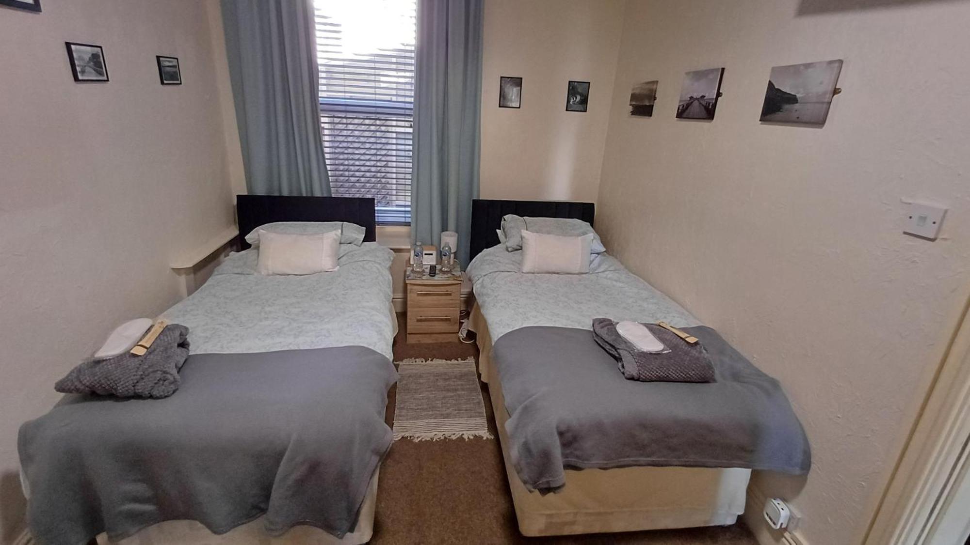 Morwenna Luxury Holiday Apartments Llandudno Luaran gambar